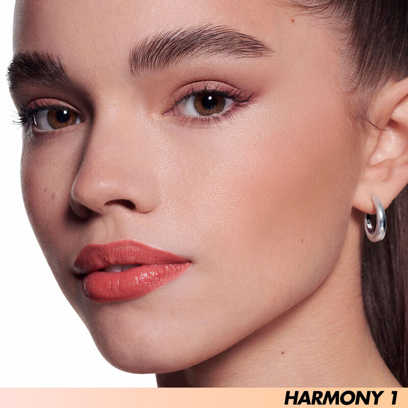 HD SKIN ALL-IN-ONE FACE PALETTE - All-in-one face palette: blush, sculpt & highlight